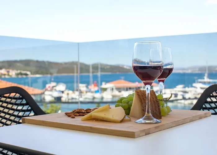 Enjoy Ciovo Apartmán *