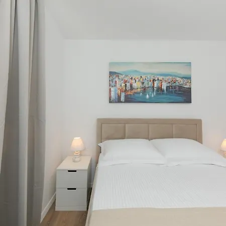 Enjoy Ciovo Apartament